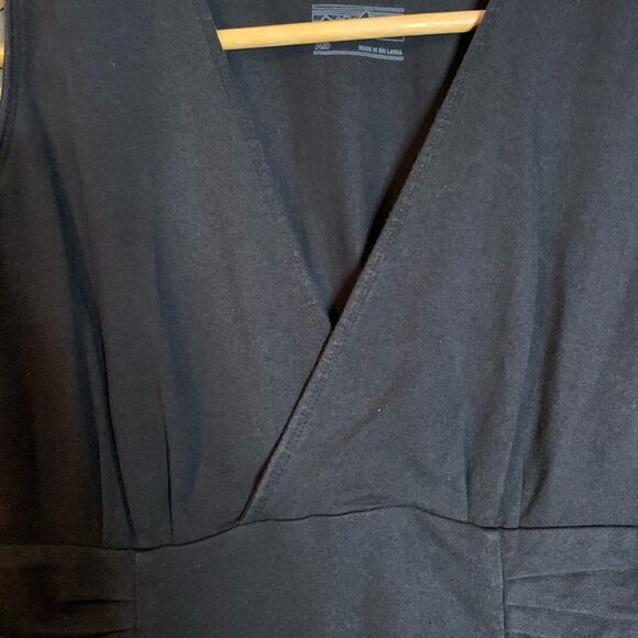 Patagonia  black sleeveless  dress.‎ Size x small - Picture 9 of 13